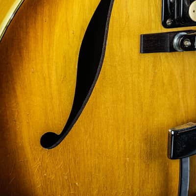 1969 Hagström Jimmy sunburst image 11