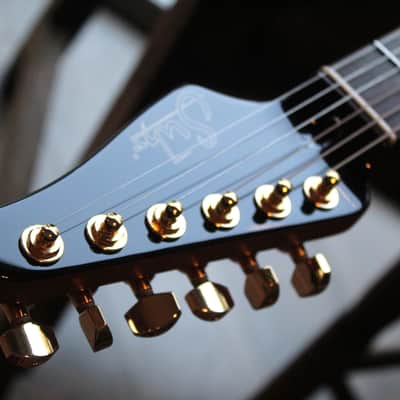 SUHR "Classic S SSS Gold Hardware, BKG" GIGBAG image 6