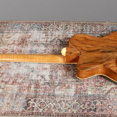 Jesselli 14" Walnut and Gold Leaf Hollow Body Circa 1988 - Natural. image 11