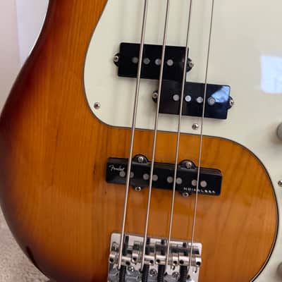 Fender Elite 2016 - Sunburst image 4