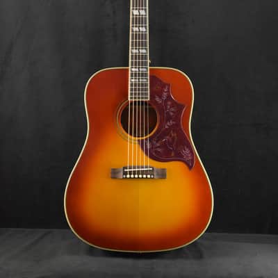 Epiphone Hummingbird Standard Cherry Sunburst w/ Premium Gig Bag image 2