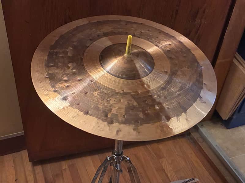 Buffalo Cymbalsmiths 18" B8 Tricked up and Sizzled 2026 - traditional patina image 1