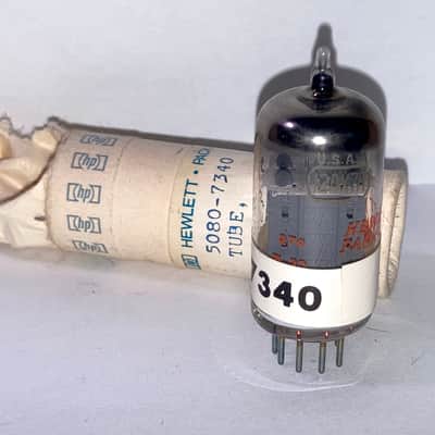 1971 RCA 12AX7 12AX7A ECC83 Gray Plate Tube, NOS/NIB, Balanced image 1
