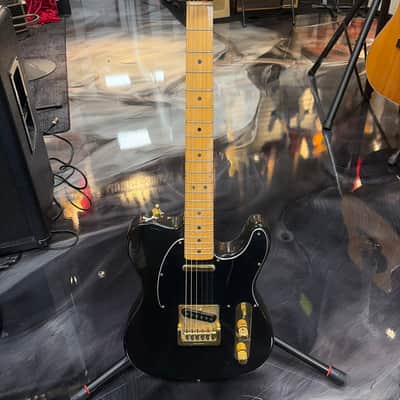 Fender Collector's Edition "Black and Gold" Telecaster with Maple Fretboard 1981 - 1983 - Black image 1