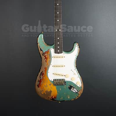 Fender Custom Shop 65 Stratocaster Super Heavy Relic Super Faded Aged  2025 - Sherwood Green Over 3 Tone Sunburst (COD 2141UG) image 1