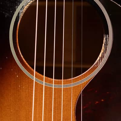 Gibson Custom Shop 1942 Banner J-45 Murphy Lab Light Aged Acoustic Guitar - Vintage Sunburst with Hardshell Case image 12
