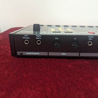 Sequential TOM 4-Voice Drum Machine 1985 - Black image 6
