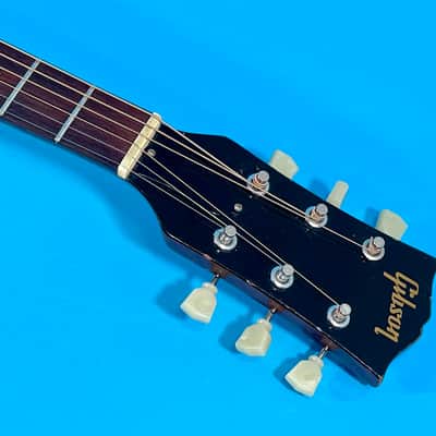 Gibson J-45 1966 - Cherry Sunburst image 10