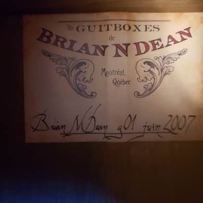 BRIAN N DEAN [GUITBOXES] | OO-12 fret | 01•June•2007 | Engelmann Spruce & Figured Walnut | Nitrocellulose imagen 24