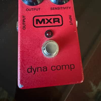 MXR M102 Dyna Comp 1995 - Present - Red image 2