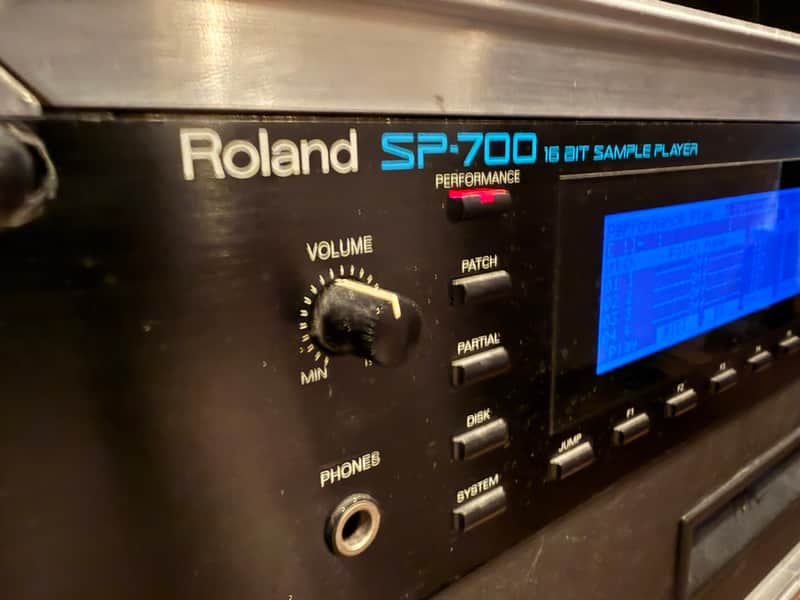Roland SP-700 Sampler
