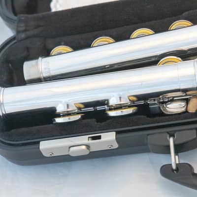 Yamaha YFL-200AD Advantage Standard Flute *Overhauled New Pads *Ready to play image 6