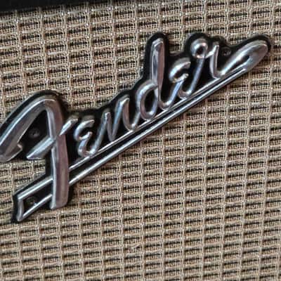 Fender Showman 100-Watt 1x15" Guitar Speaker Cabinet 1963 - 1967 - Black Panel image 8