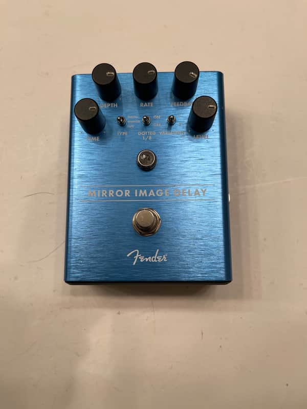 Fender Mirror Image Delay Digital Analog Tape Echo Guitar Effect Pedal image 1