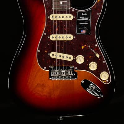 Fender American Professional II Stratocaster 3-Color Sunburst Rosewood Fingerboard (226) image 3