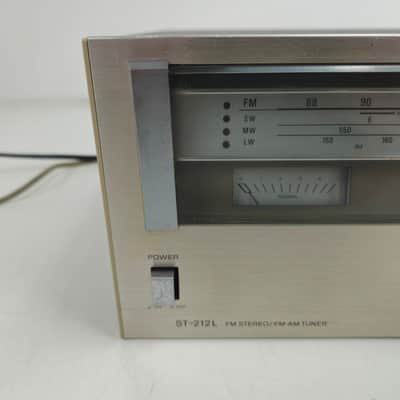 Sony - TA-212 - Integrated Stereo Amplifier - ST-212L - FM Stereo/FM-AM Tuner image 14