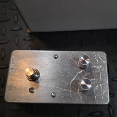 KMD Kogoy Musical Devices Fuzz Facilitator - #27 Anomalous Bass Cut Enhanced Etched Casing image 4
