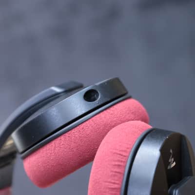Focal Listen Professional Circum-Aural Closed-back Reference Studio Headphones image 6