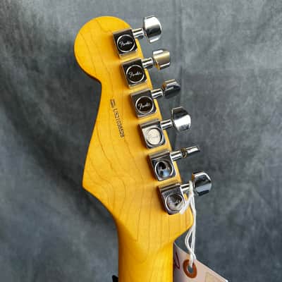 Fender American Professional II Stratocaster®, Roasted Pine, Rosewood FB - Free Shipping 🇨🇦 🇺🇸 image 9