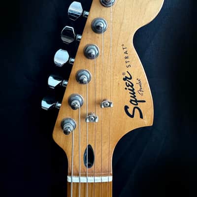 Squier Hello Kitty Stratocaster 2006 - Pink - VGC image 7