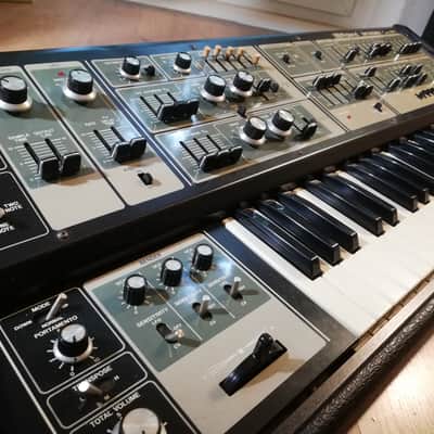 Roland SH-7 44-Key Duophonic Synthesizer 1978 - 1981 - Green
