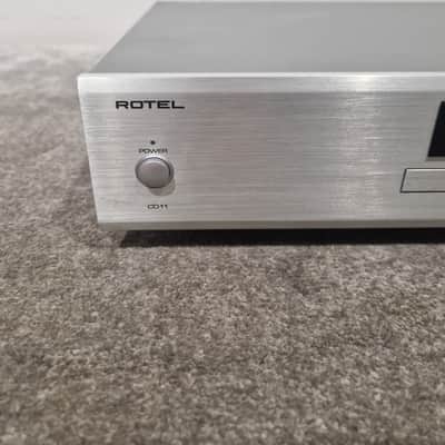 Rotel CD11 - Stereo Compact Disc Player - Silver - Good w/ Original Box image 10