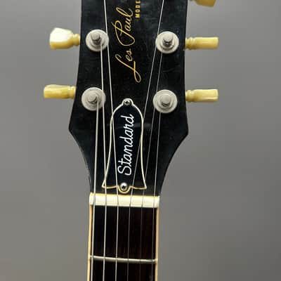 1976 Gibson Les Paul Standard Wine Red Solid Body Electric Guitar, image 3