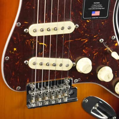 Fender American Professional II Stratocaster 3-Color Sunburst Rosewood Fingerboard image 3