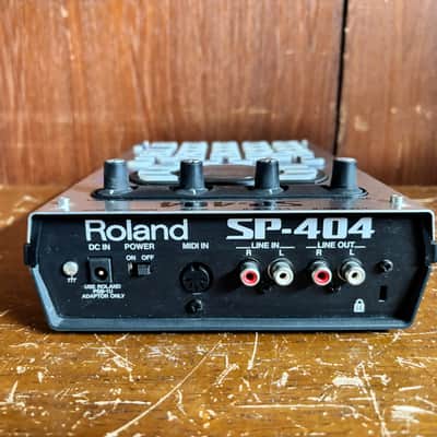 Roland SP-404 Sampling Workstation w/ power supply image 7