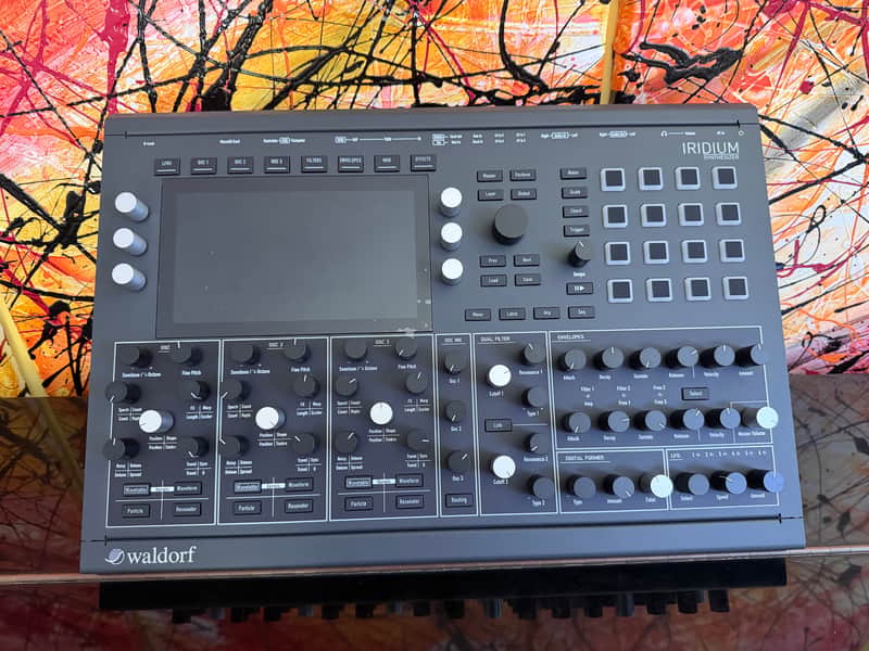 Waldorf Iridium Desktop Synthesizer imagen 1