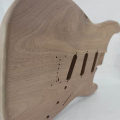 Unfinished Walnut SSS Hardtail guitar body - fits Fender Strat Stratocaster necks J1730 image 6
