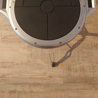 Roland HPD-15 HandSonic Digital Hand Percussion Controller with stand image 3