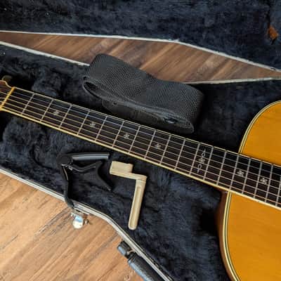 Yamaha LL-35 Acoustic Jumbo Guitar Vintage Luxury Series Natural W/HSC image 2