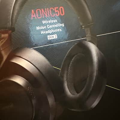 Shure AONIC 50 Wireless Noise Cancelling Headphones 2022 - Present - Black image 4