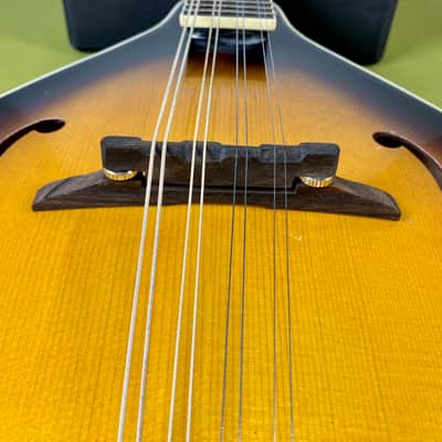 Kentucky Mandolin KM-150-S 1980s - A Style Sunburst image 6