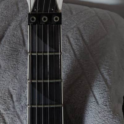 Jackson King V pro 2015-2016 - snow white with black bevels image 5