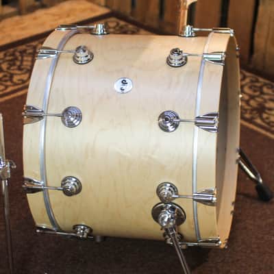 DW Collector's Standard Maple Natural Satin Oil Drum Set - 22,10,12,14,16 - SO#1444896 image 2