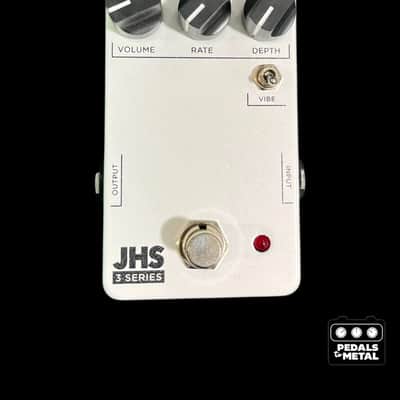JHS 3 Series Chorus-x19280 image 5