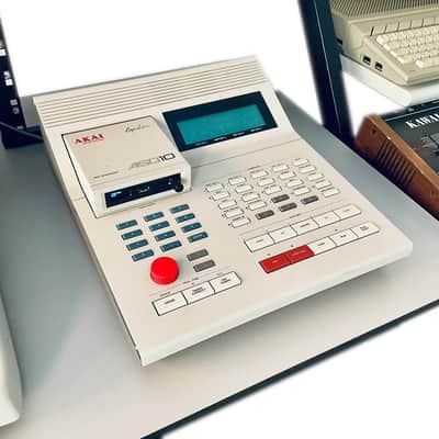 Floppy Drive Emulator USB for Akai ASQ-10 Midi Sequencer Incl. 2000+ blank disks ASQ10 image 1