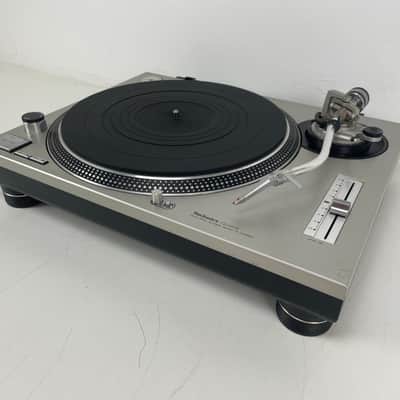 Technics SL-1200MK2 Turntable - Without Dustcover - With Ortofon Concorde image 9