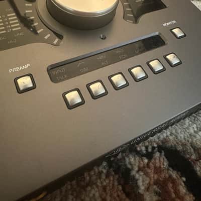 Universal Audio Apollo Twin X QUAD Thunderbolt 3 Audio Interface 2019 - Present Gray image 2