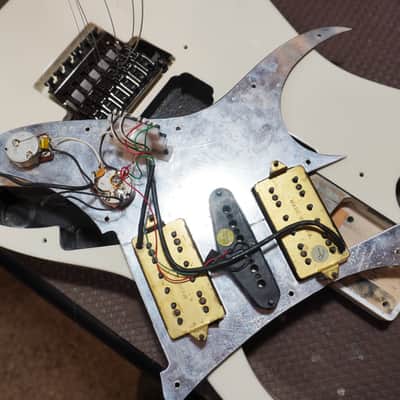 Ibanez RG-750 WH Factory Refinish Fujigen MIJ 1987-1991 image 15