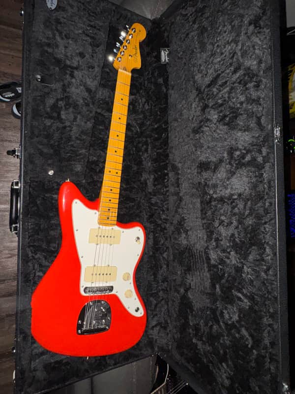 Fender Player II Jazzmaster 2024 - Present - Coral Red