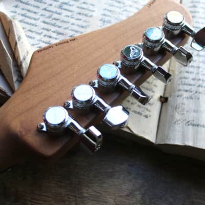 SUHR "LIMITED Classic JM Antique Funk, Olympic White" GIGBAG, PAPERS, 3, 63 KG image 11