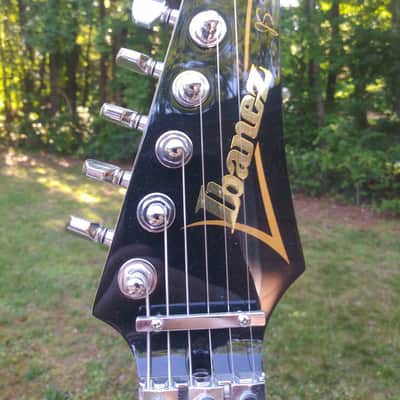 Ibanez JS2000-CG Joe Satriani Signature 2002 - 2004 - Champagne Gold image 3