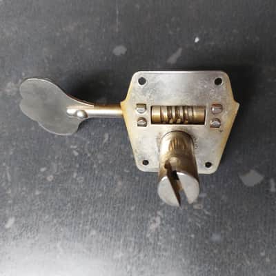 Fender Pre-CBS reverse bass tuners 60s (gold plated) complete w/ bushings and screws image 5