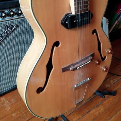 Alvarez AD65CE Archtop P90 image 8