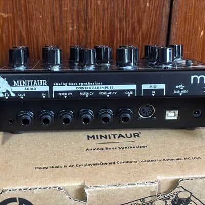 Moog Minitaur Analog Bass Synthesizer w/ box image 4