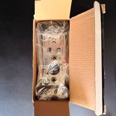 Behringer Ultra-DI DI100 Active DI Box – Excellent Condition, w/ Original Box image 3