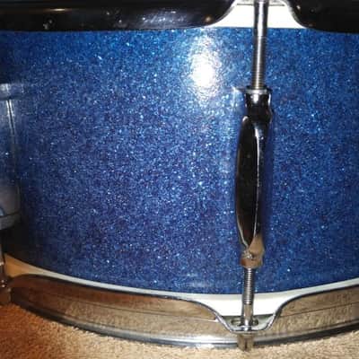 Star 14" 10 Lug Snare Drum 1960's Sparkle Blue fade image 5